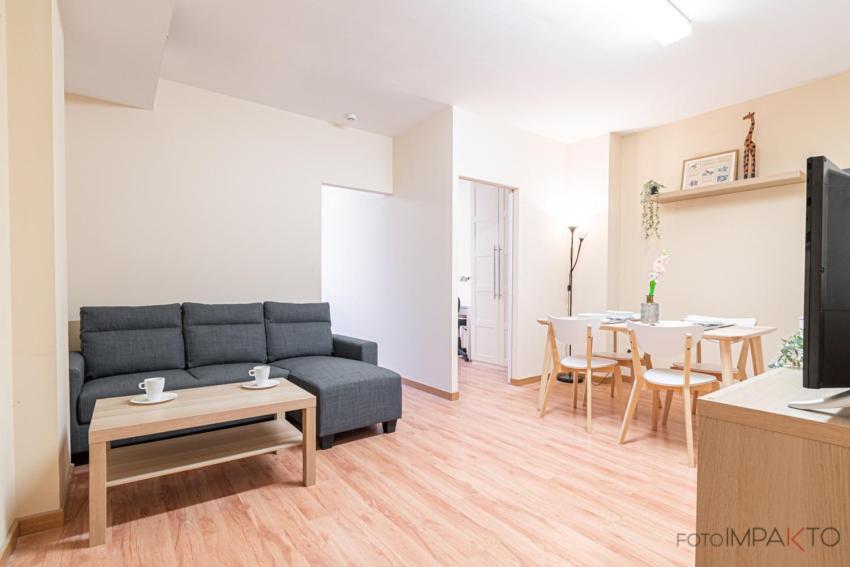 #10Oca7 - Apartamento En Vista Alegre Madrid Exteriör bild